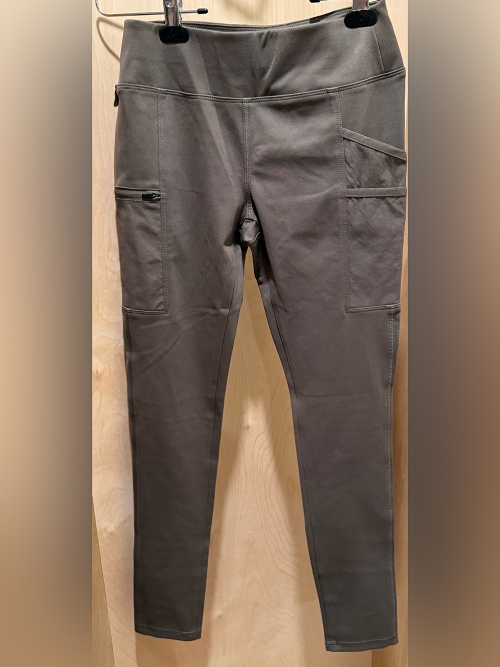 Women’s Carhartt  Brown Cargo Utility Leggings Size XSmall NEW